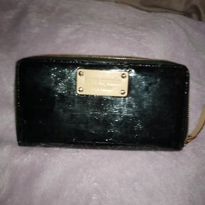NWOT Women's Kate Spade Patent Leather Wallet!!